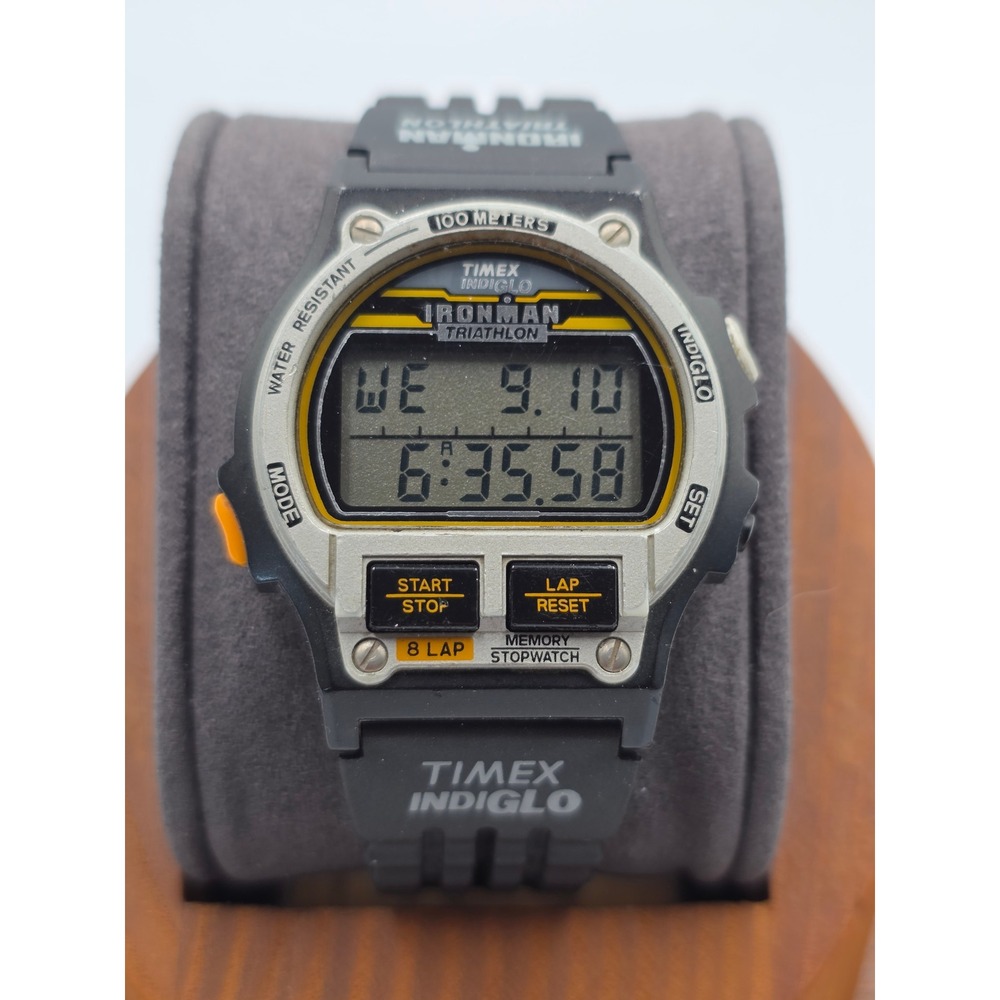 Vintage 1994 Timex Ironman Triathlon 8-Lap Indiglo 100M Digital Watch